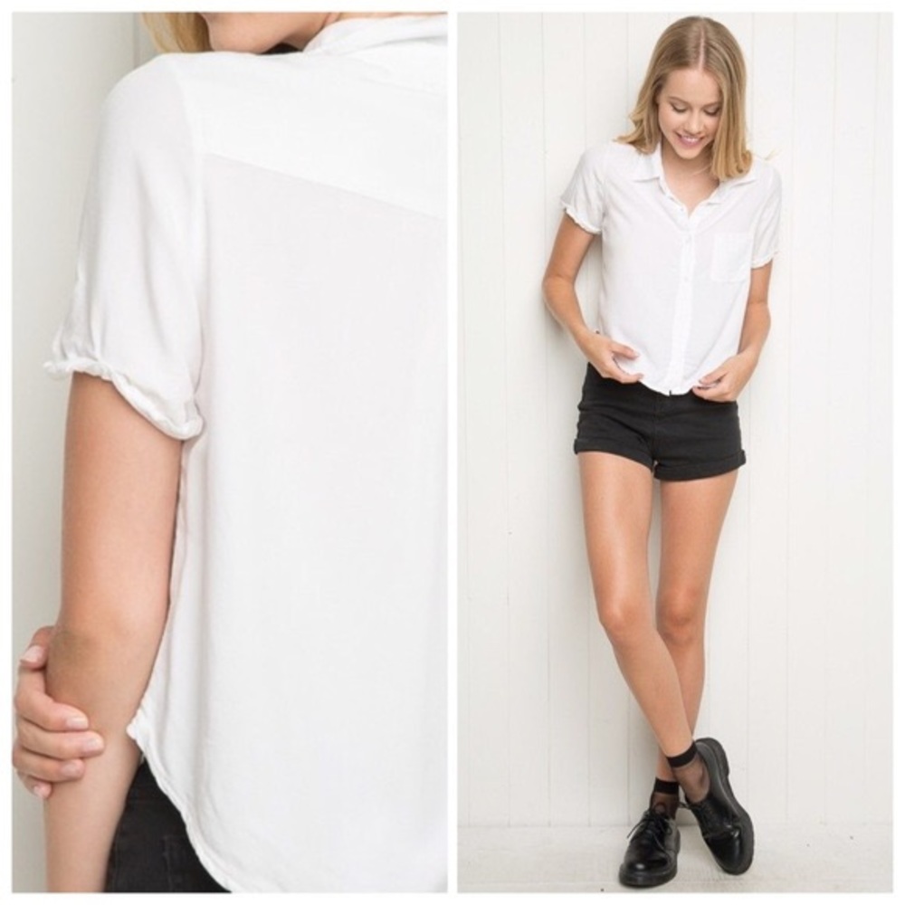 Brandy Melville 🤍Peyton Button Down Shirt